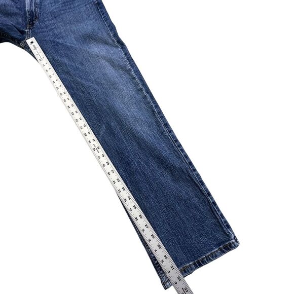 Levi's 505 Jeans Mens 36x32 Medium Wash Blue Denim Straight Leg Zip Fly Classic - Picture 11 of 12